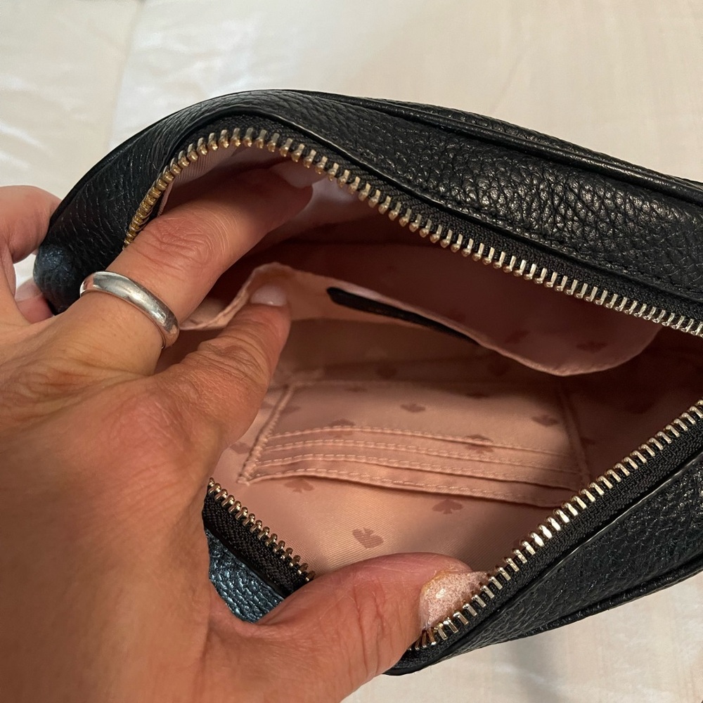 Kate Spade. Leather Black crossbody camera bag. Used once. Like new. - Picture 7 of 11